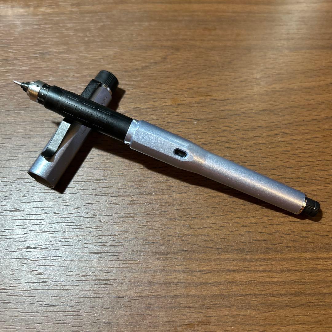 クルトガダイブカスケードブルー