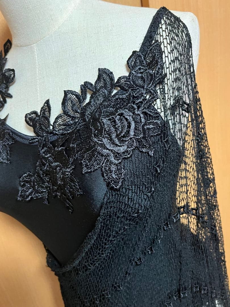 最終価格！❤️新品❤️タカダンス セクシーブラック総レースラテンドレスM社交ダンス