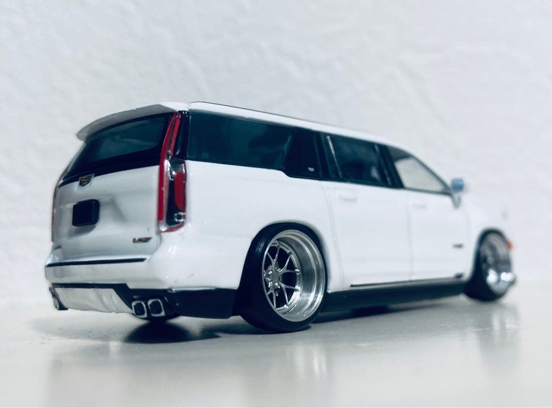 1/64 改　シャドウプロ キャデラック エスカレード　ミニカー　オートメッセ