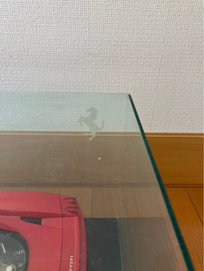 値下げしました。1/10 エンツォフェラーリ完成品 とディスプレイケース