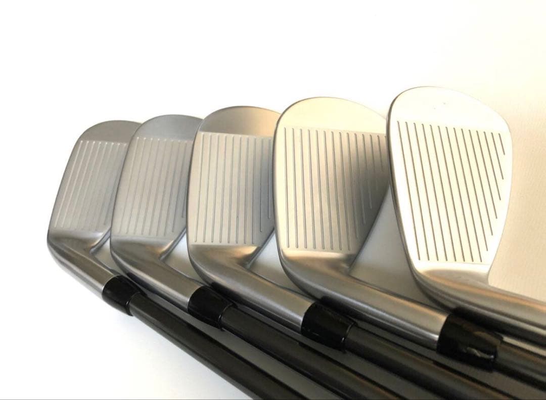 2025年モデル タイトリストT250アイアン 5本セット(P〜6番)