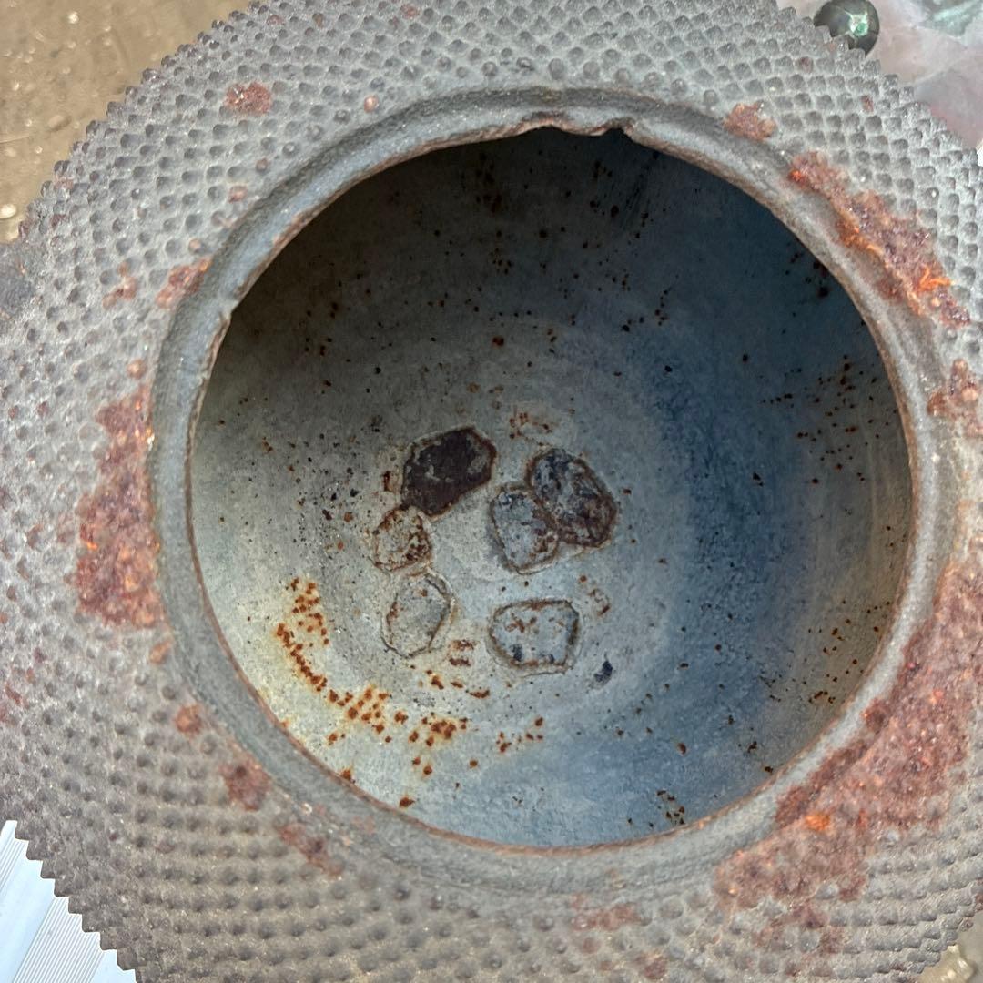風炉釜 アラレ鉄釜 金属工芸 鐶付 釜鐶 茶道具 炭道具 茶釜 時代物 レトロ