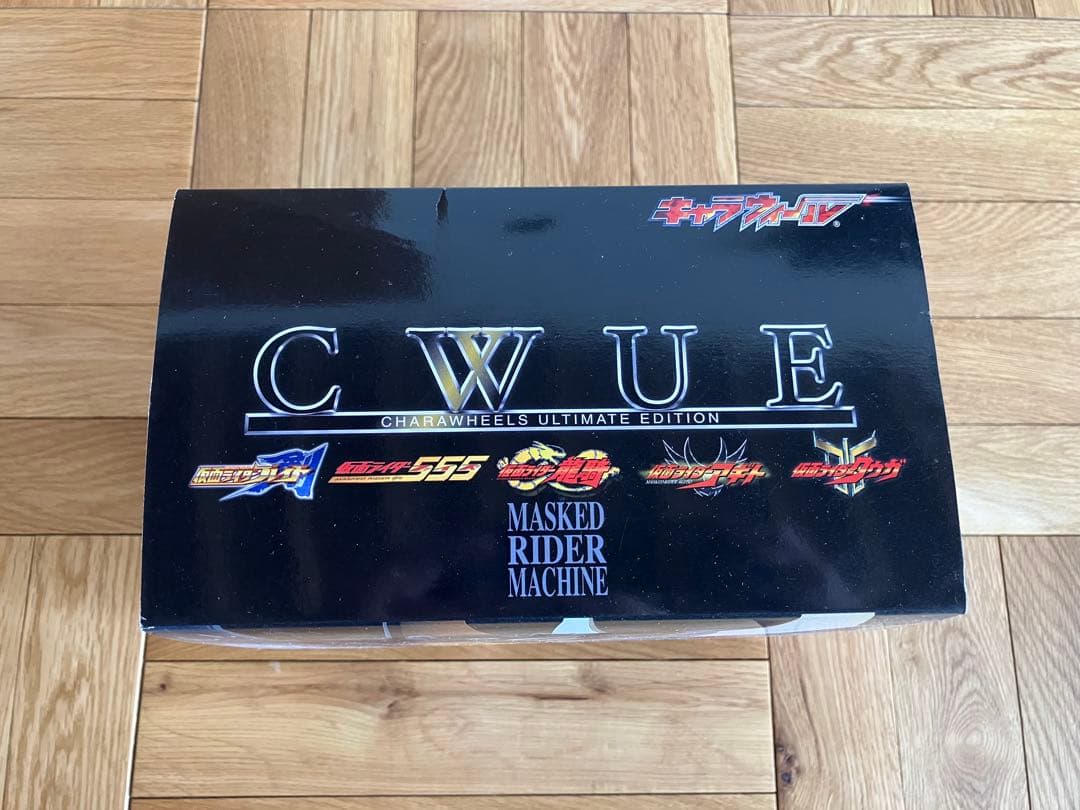 未開封 バンダイ C.W.U.E. 栄光のライダーマシーン 仮面ライダーセット