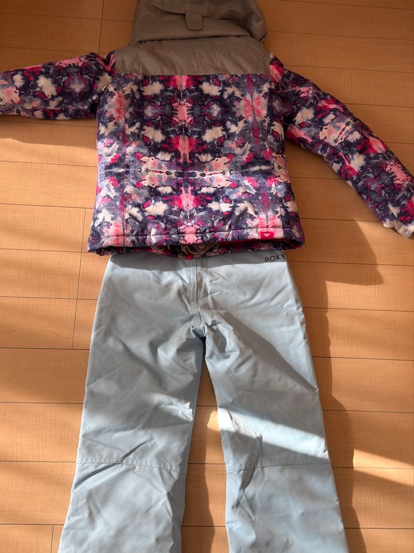 ROXYスノーボードウェアセット 10MM (約130〜140)