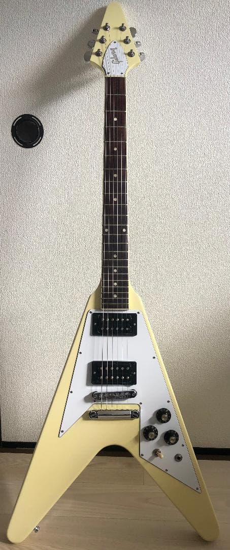 Gibson Flying V white ギブソン　フライングV 白