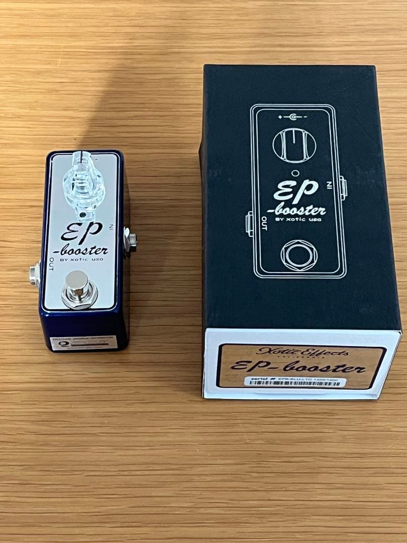 Xotic EP Booster 限定カラー　メタリックブルー