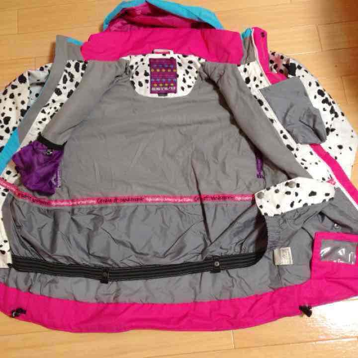 エスティボ  スノボ  ウェア  コメントで1900円引き