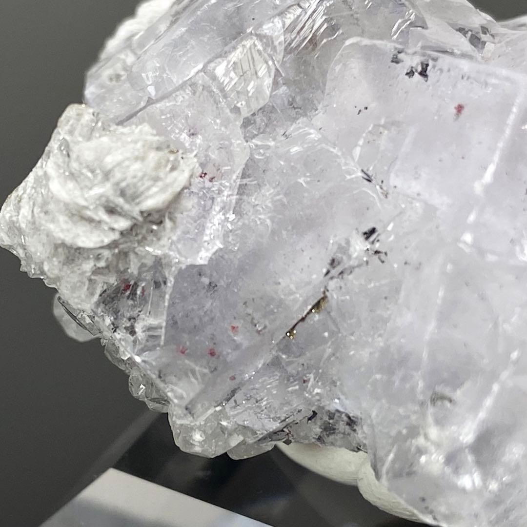 フローライト　辰砂入り　エミリオ鉱山　スペイン　鉱物標本　原石　天然石　ストーン