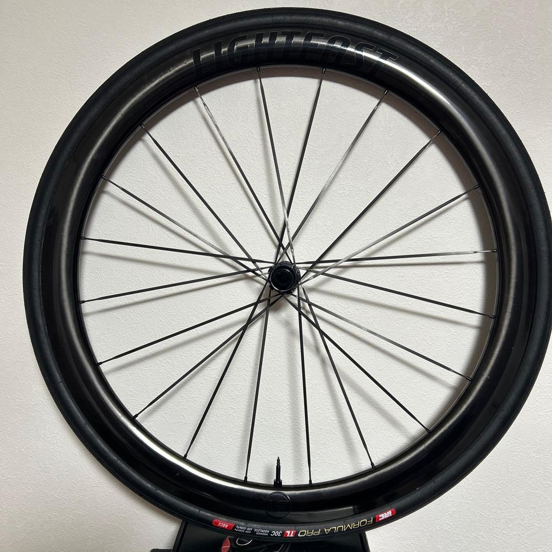 ライトファスト LIGHTFAST カーボン TLR フロントホイール