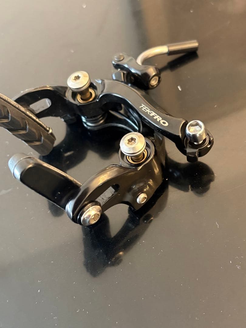 Tektro テクトロ T551 ダイレクトマウントブレーキ リア ピスト