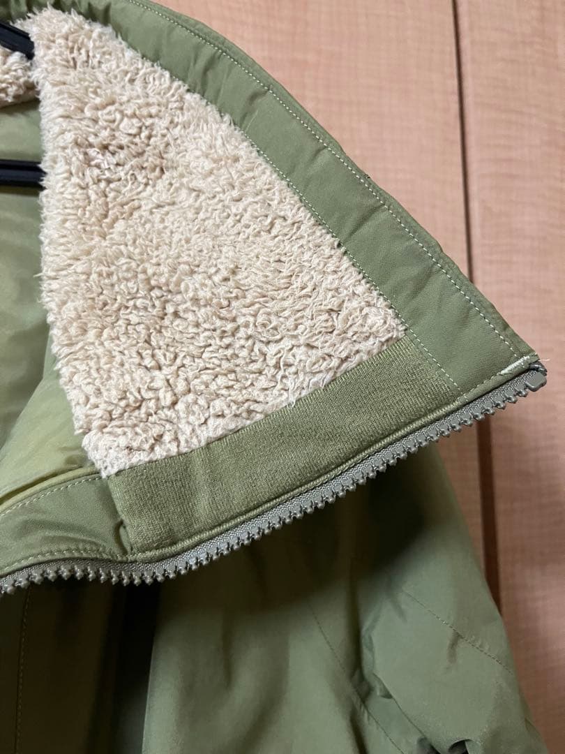 burton wms レディース Gore-Tex ジャケット　カーキ