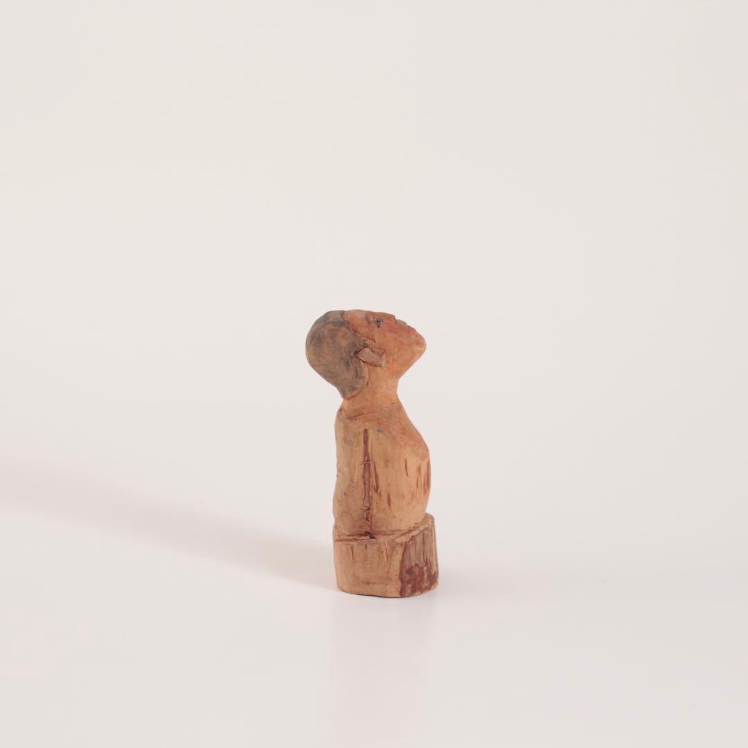 ふしぎな 木彫 人物像 古道具 アンティーク オブジェ