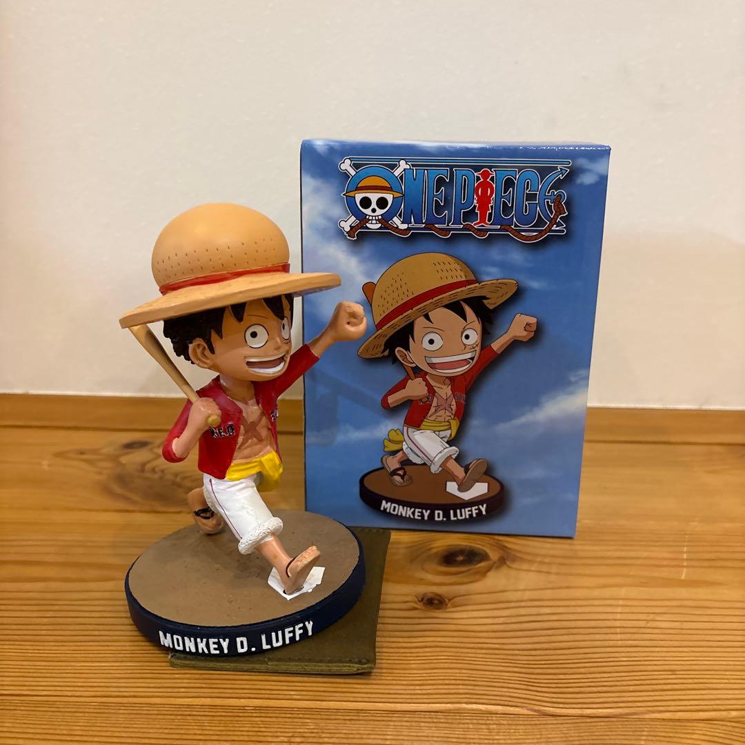 ワンピース モンキー・D・ルフィ フィギュア ボブルヘッド　レッドソックス