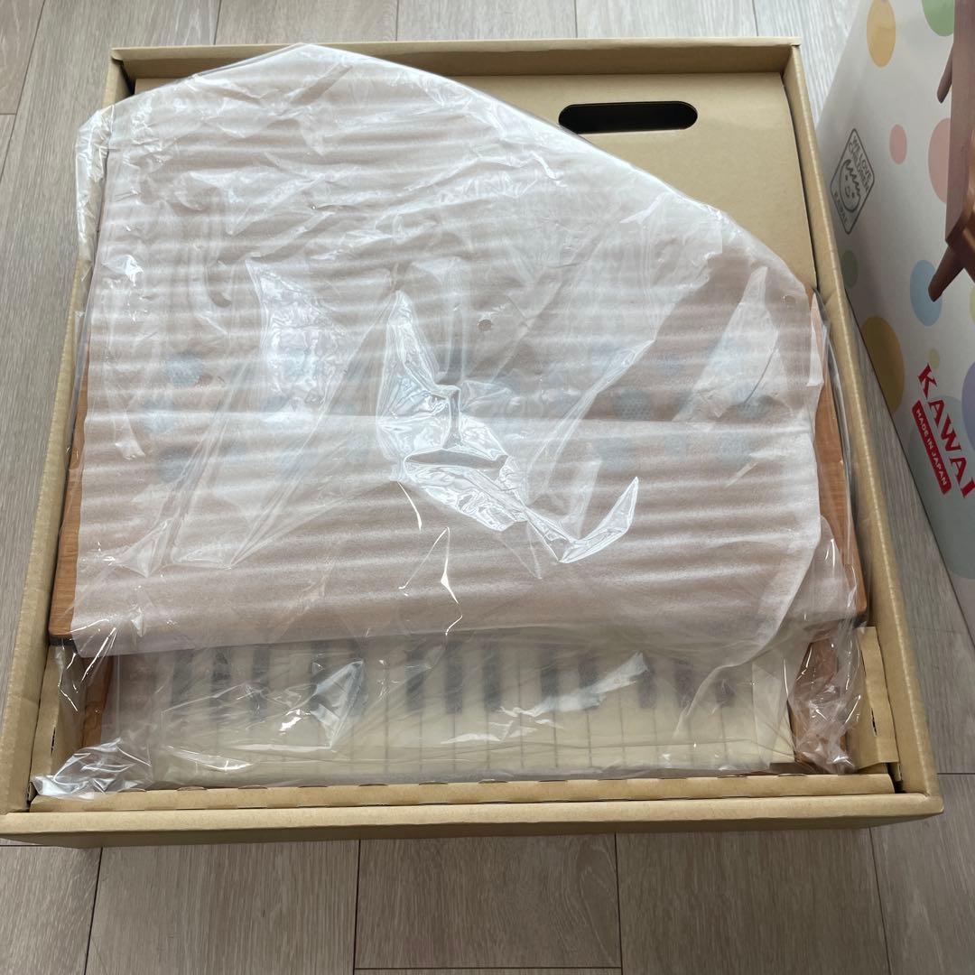 河合楽器製作所 KAWAI ミニピアノ P-32 ナチュラル　ベージュ　オークル