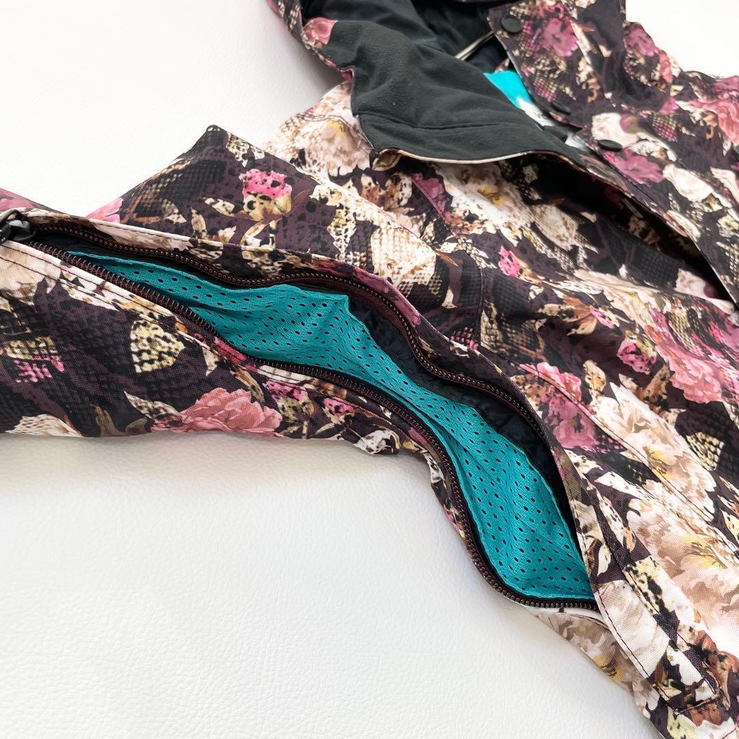 4459【美品】ボルコム ジャケット スノボウェア レディース 花柄 耐水性