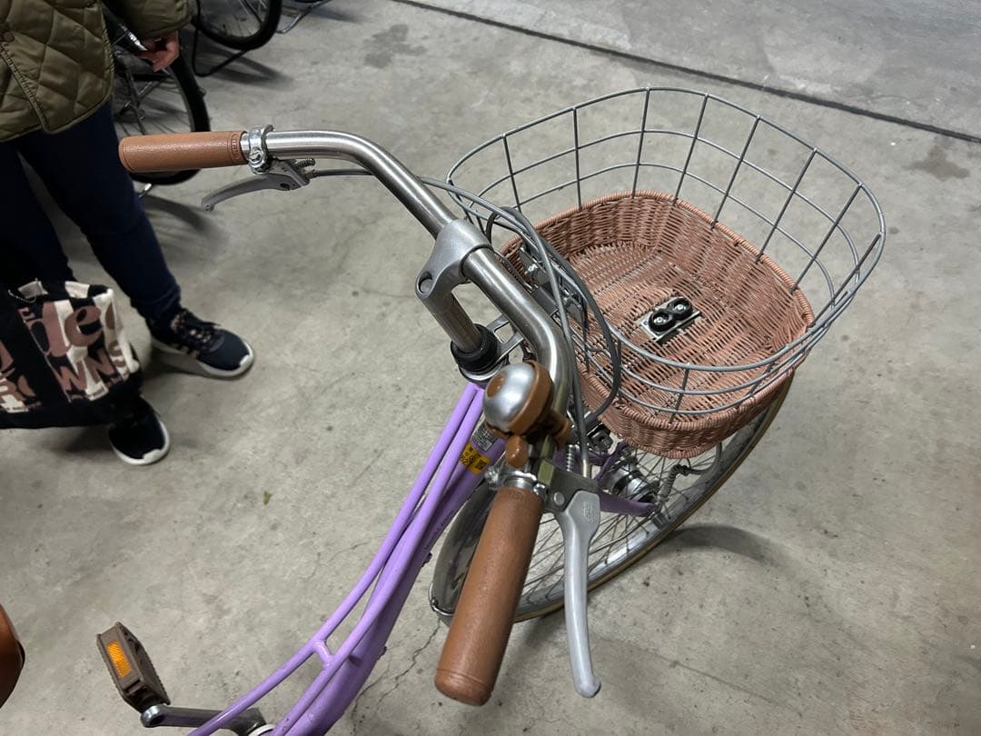 紫色シティサイクル 前カゴ付き　23区北部渡し