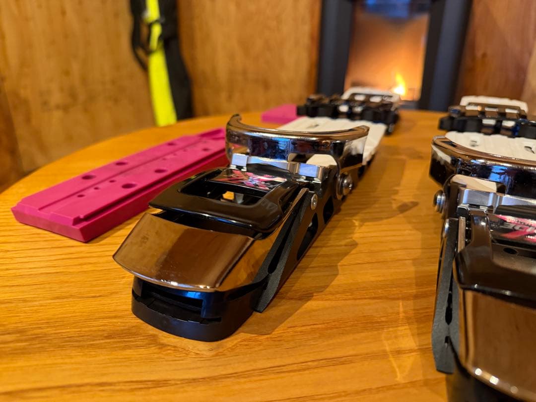 ロッテフェラーNTNテレマークビンディングフリーライド