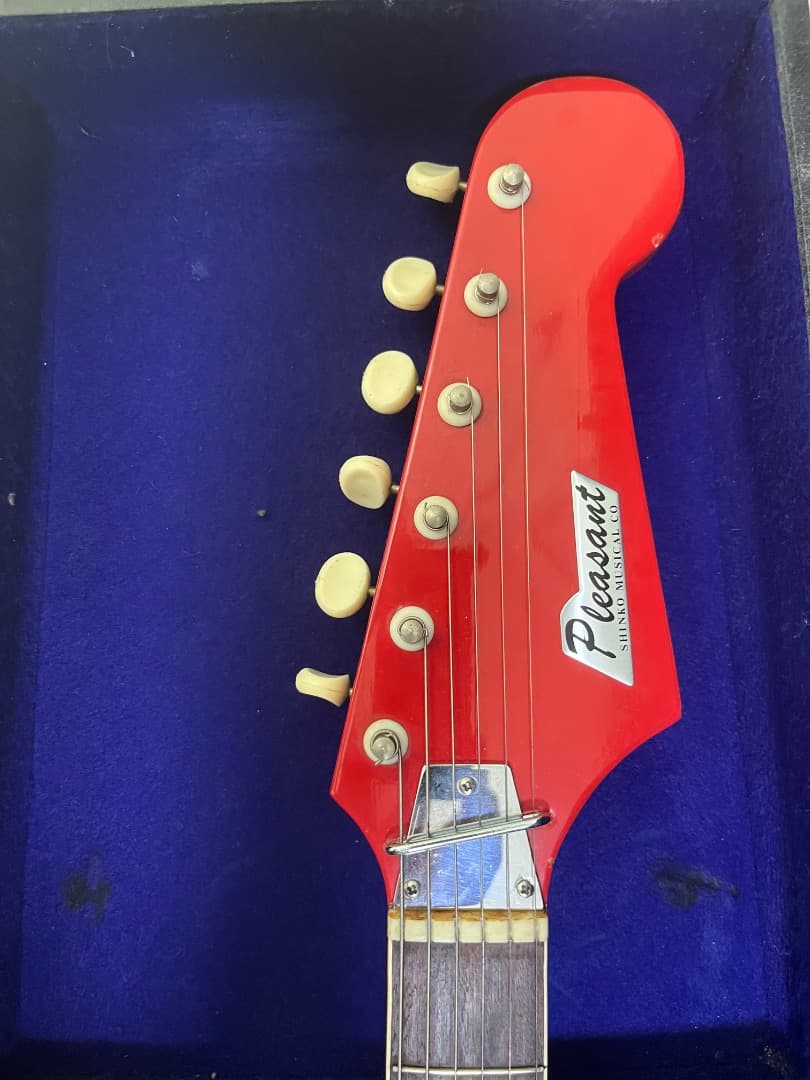 Pleasant SEL-220 ハードケース付 ビザール 新興楽器