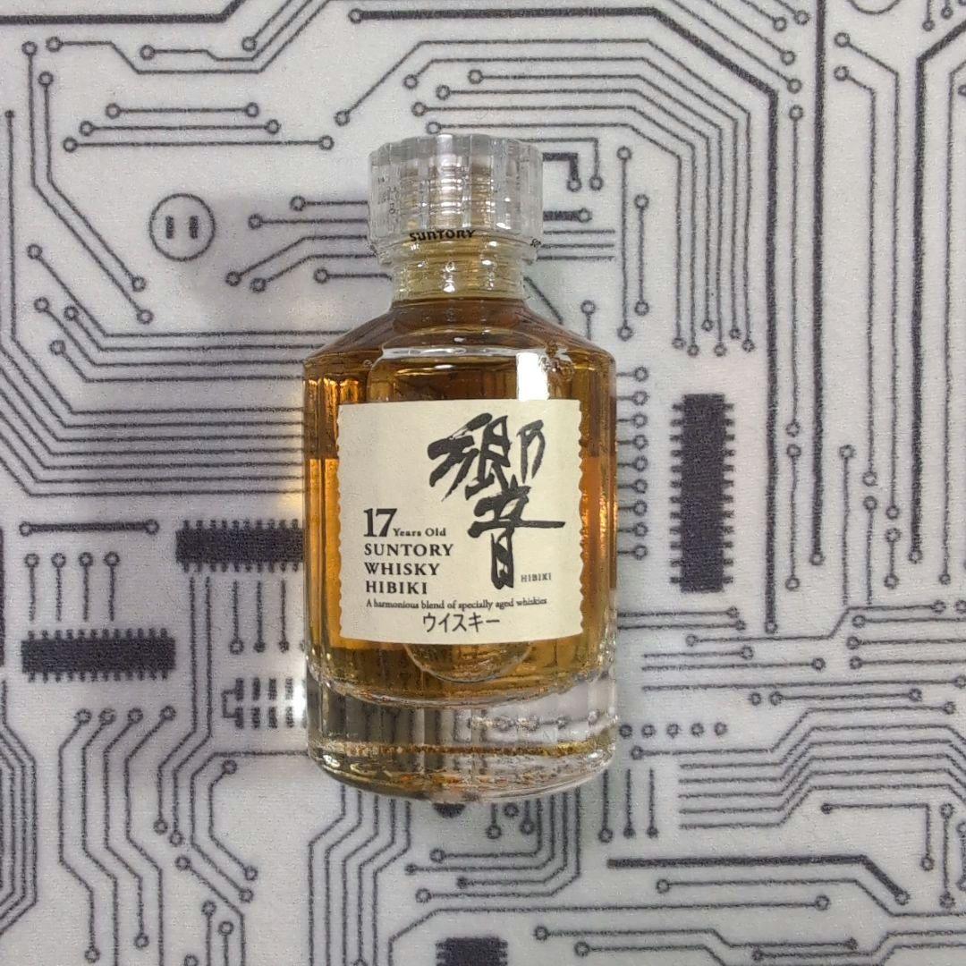 【*か様 サントリー ウイスキー 響 17年　50ml