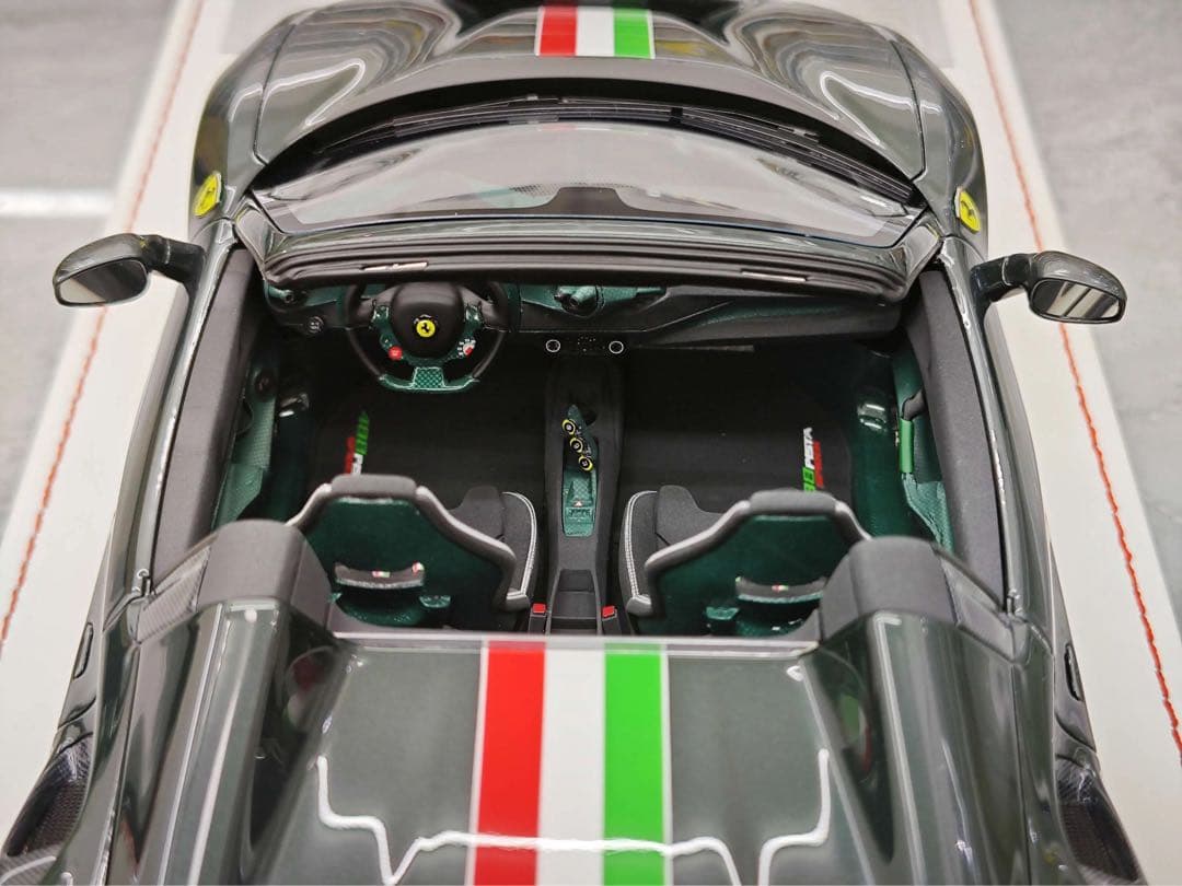 希少 DM モデル 1/18 フェラーリ 488 ピスタ ミニカー 限定30台