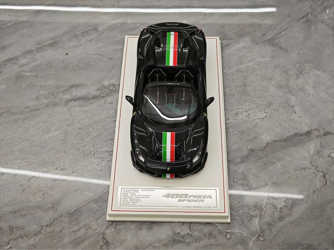 希少 DM モデル 1/18 フェラーリ 488 ピスタ ミニカー 限定30台