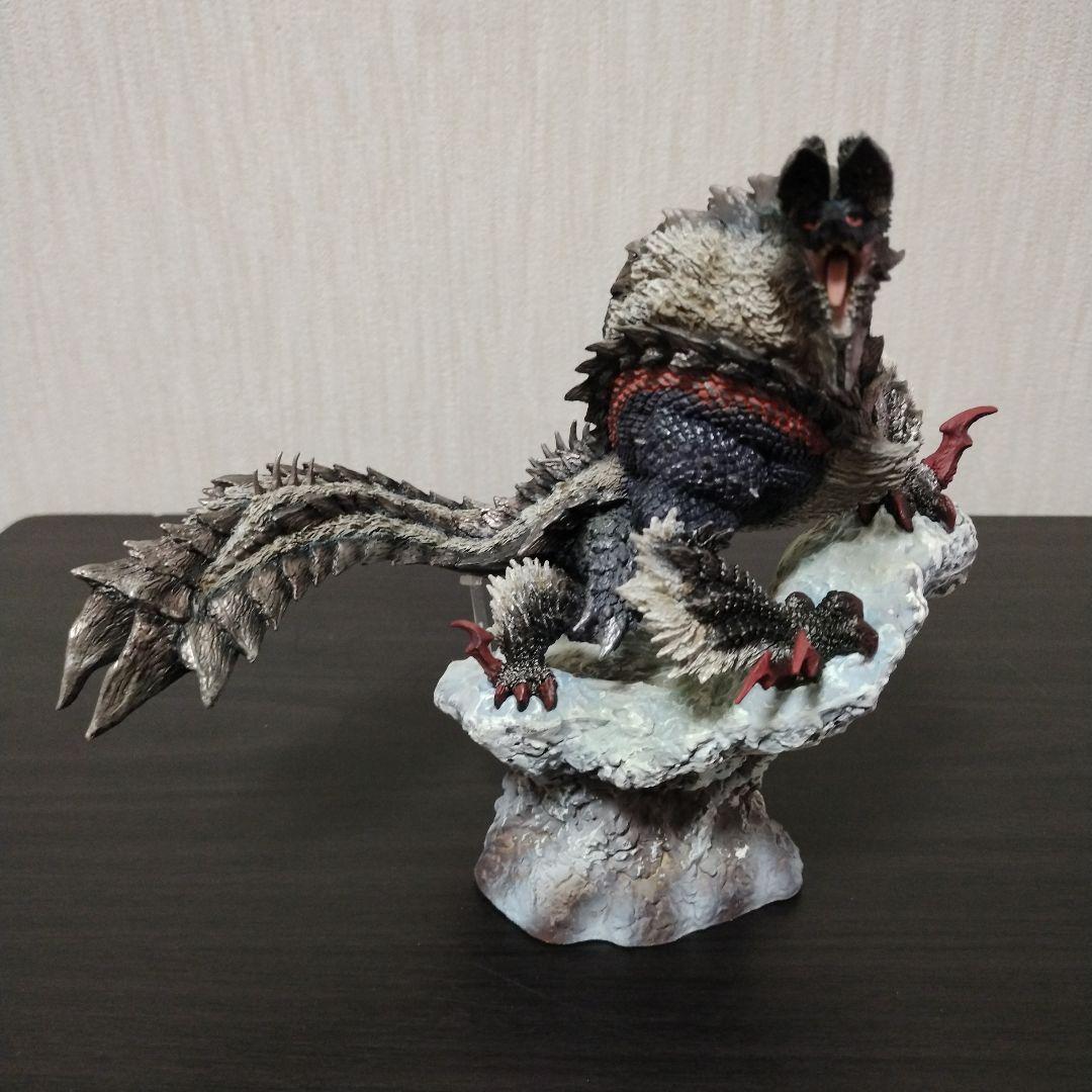 クリエイターズモデル　ジンオウガ　雷狼竜(初版)　獄狼竜　２体セット　開封済