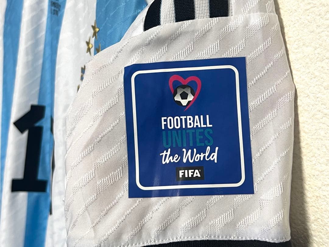 adidas サッカーアルゼンチン代表 メッシ 10番 2022 カタールW杯