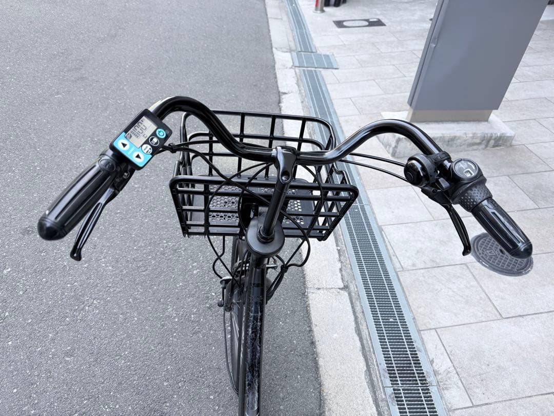 子供乗せ　ヤマハ　電動アシスト自転車 ブラック チャイルドシート付き