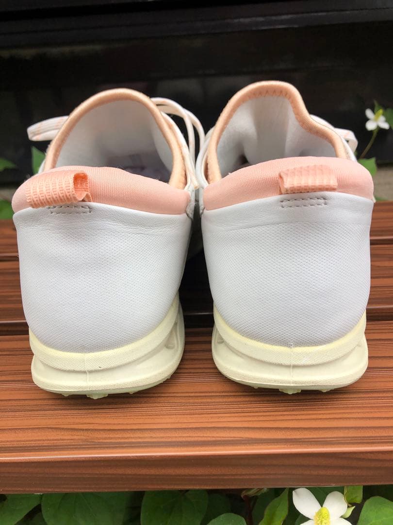 337番 美品ECCO ゴルフシューズ 37 23.5cm スパイクレス