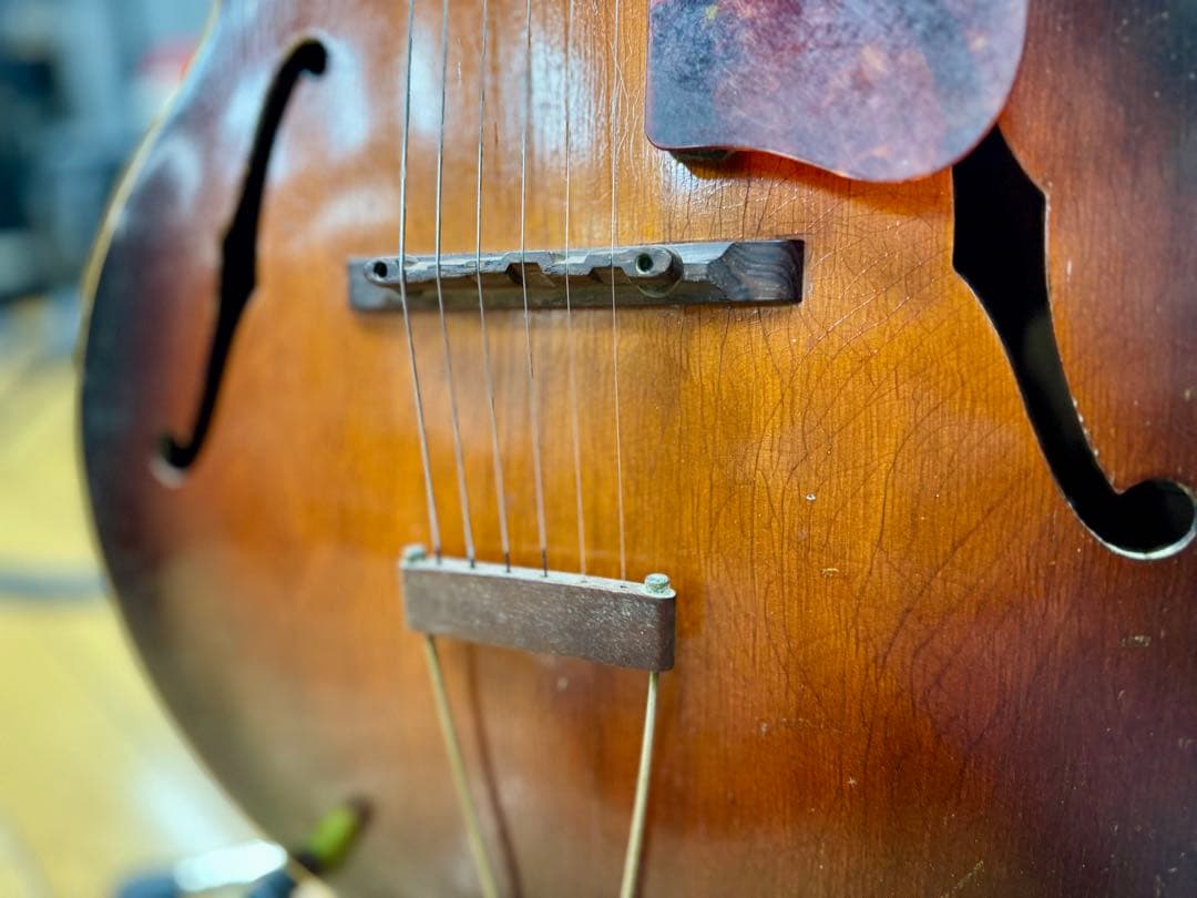 貴重！40年前後製造　Gibson L50 スクリプトロゴ　16inchボディ