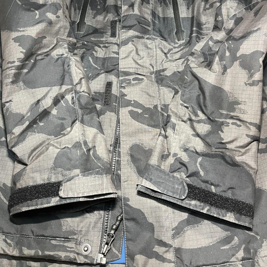 BURTON スノーボードジャケット M カモフラージュ