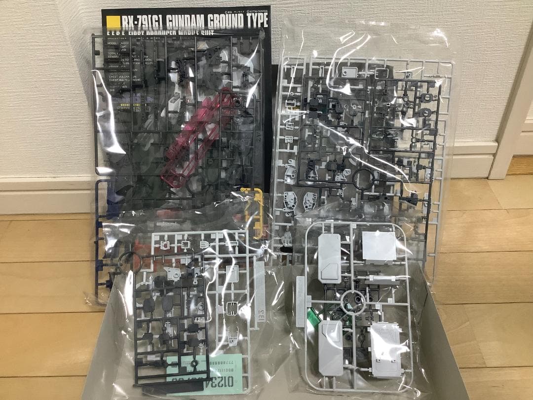 【新品未組立】HGUC ガンダムEz8 陸戦型ガンダム 第08MS小隊セット