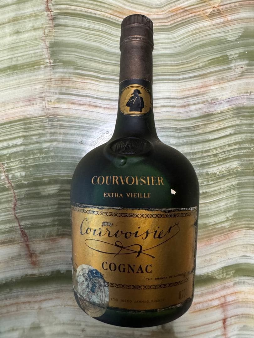 新品　未開封　古酒　ナポレオン　クルボアジェ エクストラ ビエイュ　コニャック