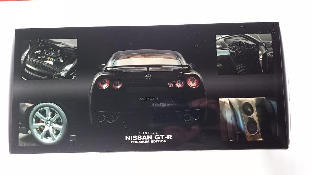 Kyosho Nissan GT-R プレミアムエディション 1/18