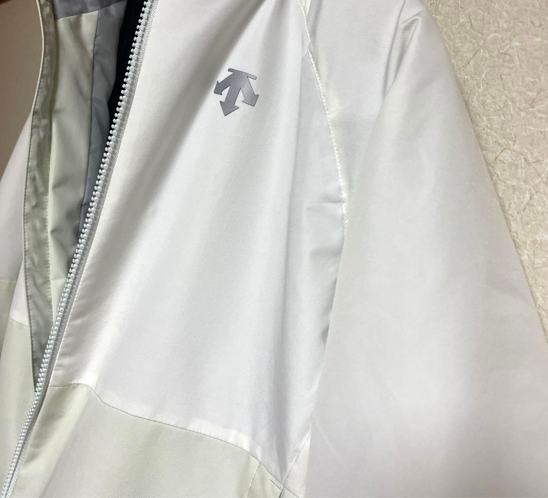 子ども用スキーウェア DESCENTE デサント　150 女の子　ホワイト