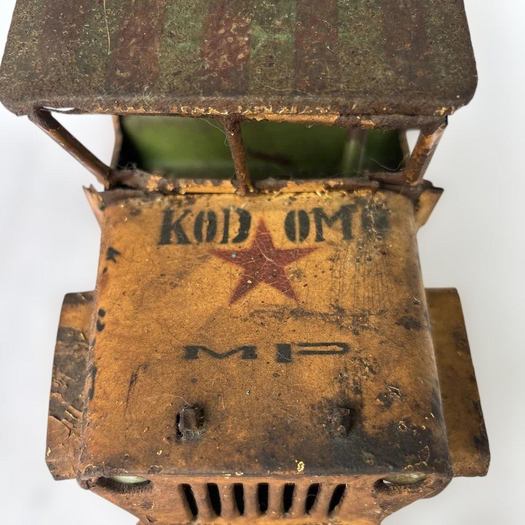 ミニチュアジープ オレンジとグリーン