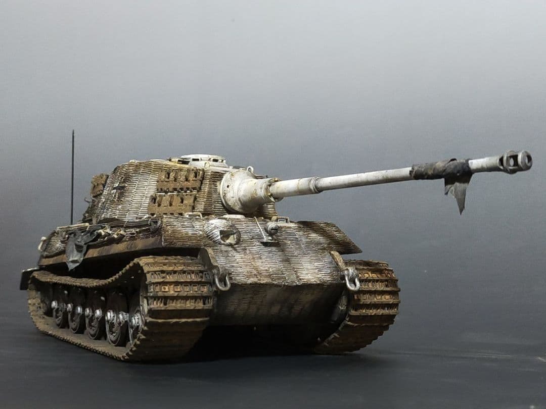 戦車模型の製作代行ページ タミヤ キングタイガー1/35