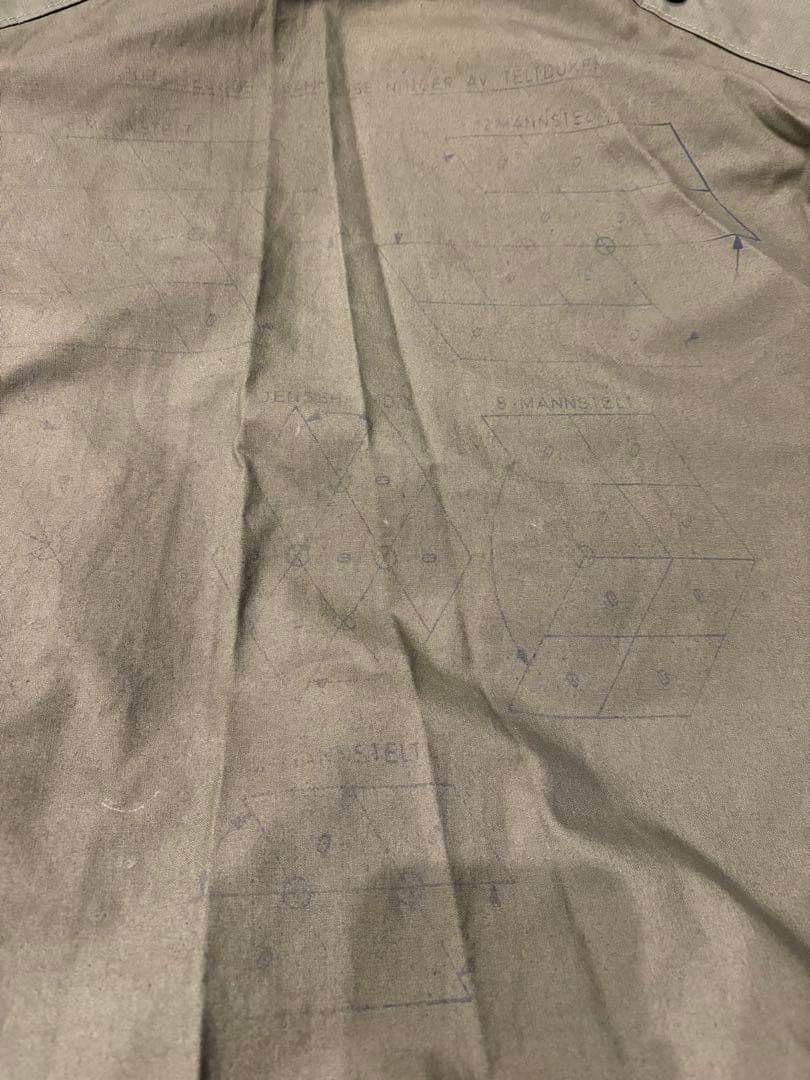 ノルウェー軍幕　シルバーボタン3枚　軍幕