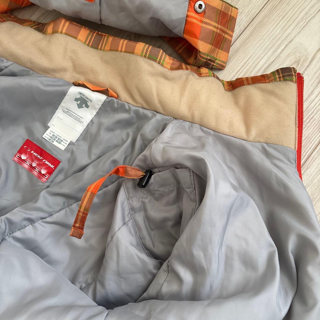 【美品】DESCENTE ＊ 子供用スキーウェア サイズ150 ヒートナビ