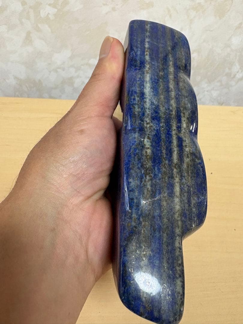 アフガニスタン産　綺麗なラピスラズリ丸磨き約1144g