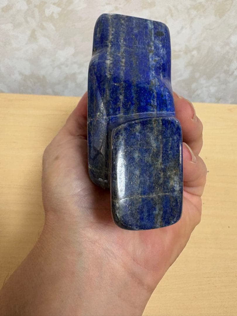 アフガニスタン産　綺麗なラピスラズリ丸磨き約1144g