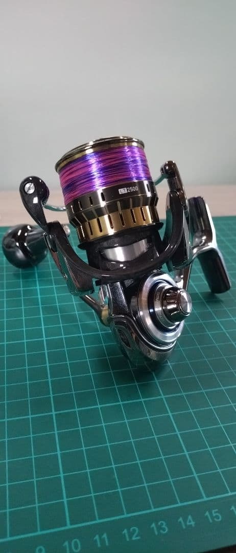 DAIWA 18イグジスト2500 slpスプール・ハンドルカスタム スピニング