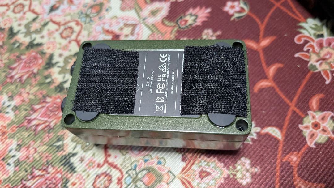 ギター UAFX Brigade Chorus & Vibrato