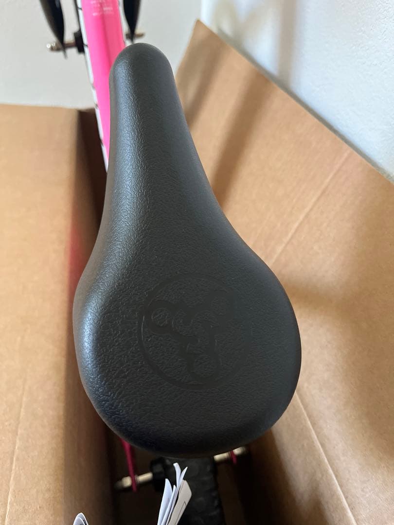 美品 ストライダー スポーツモデル 12インチ STRIDER バランスバイク