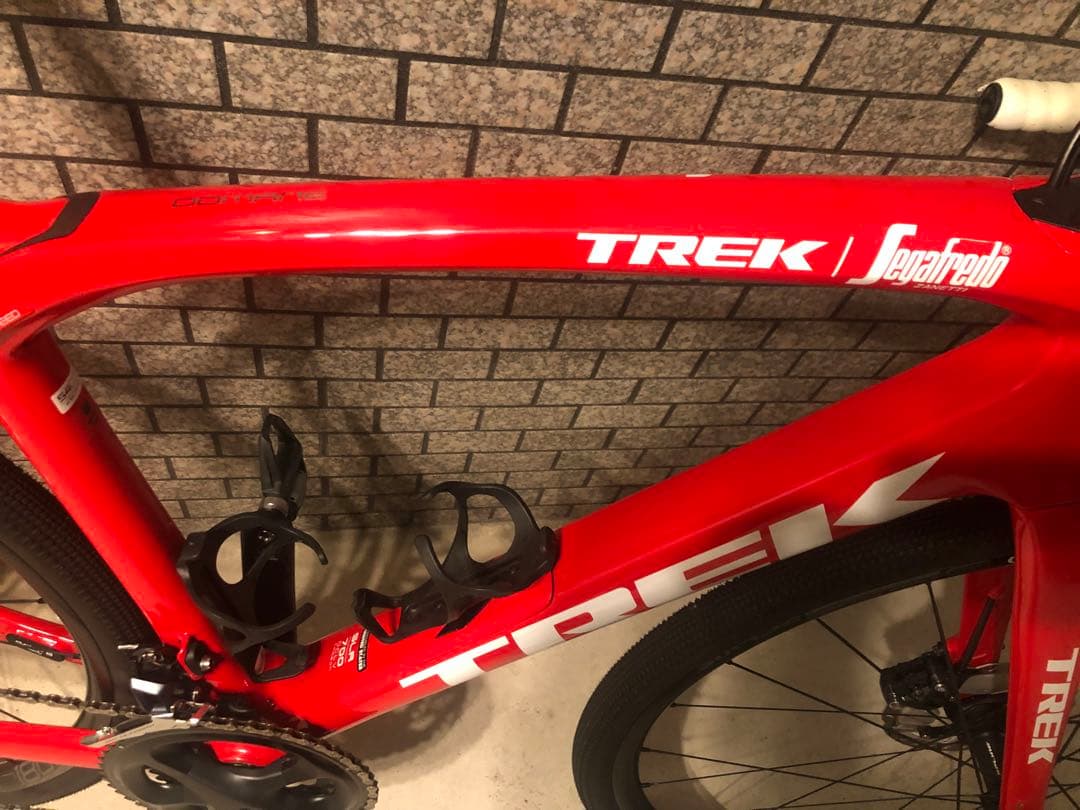 送料込TREK ドマーネSLRロードバイク 赤 DT SWISS ホイール