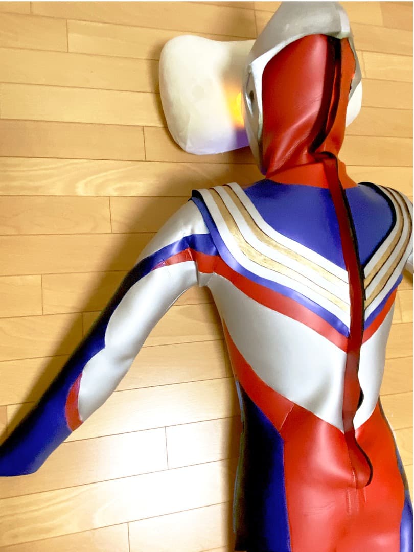 ウルトラマン ティガ アトラクション用スーツ コスチューム一式 1/1