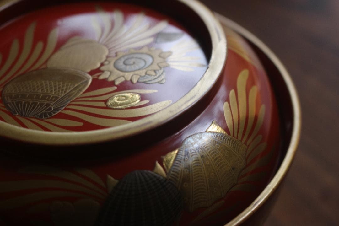 時代逸品！時代金縁朱漆に極上貝尽くし蒔絵の映えるお椀2点（検輪島塗雑煮椀
