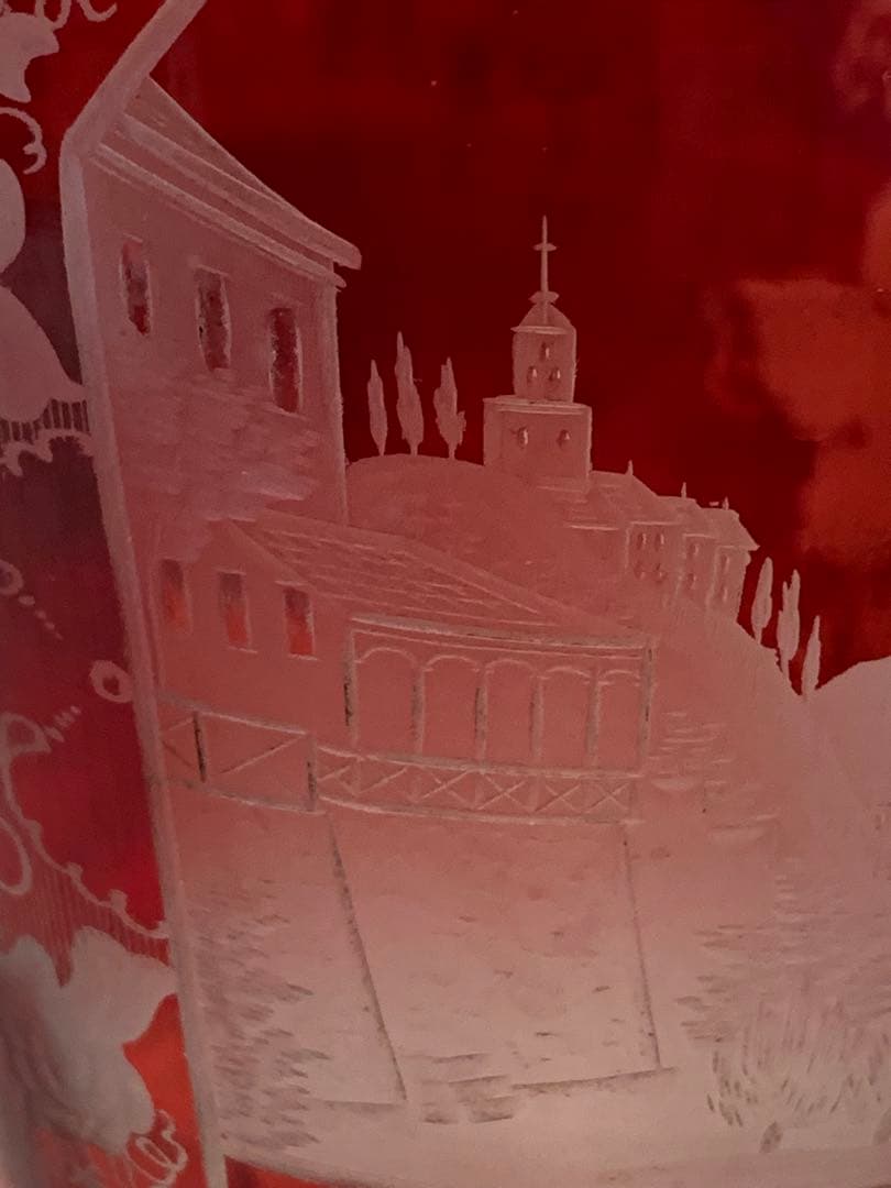 ボヘミアガラス　アンティーク19世紀後半　細密にカットされた風景画が素敵です！