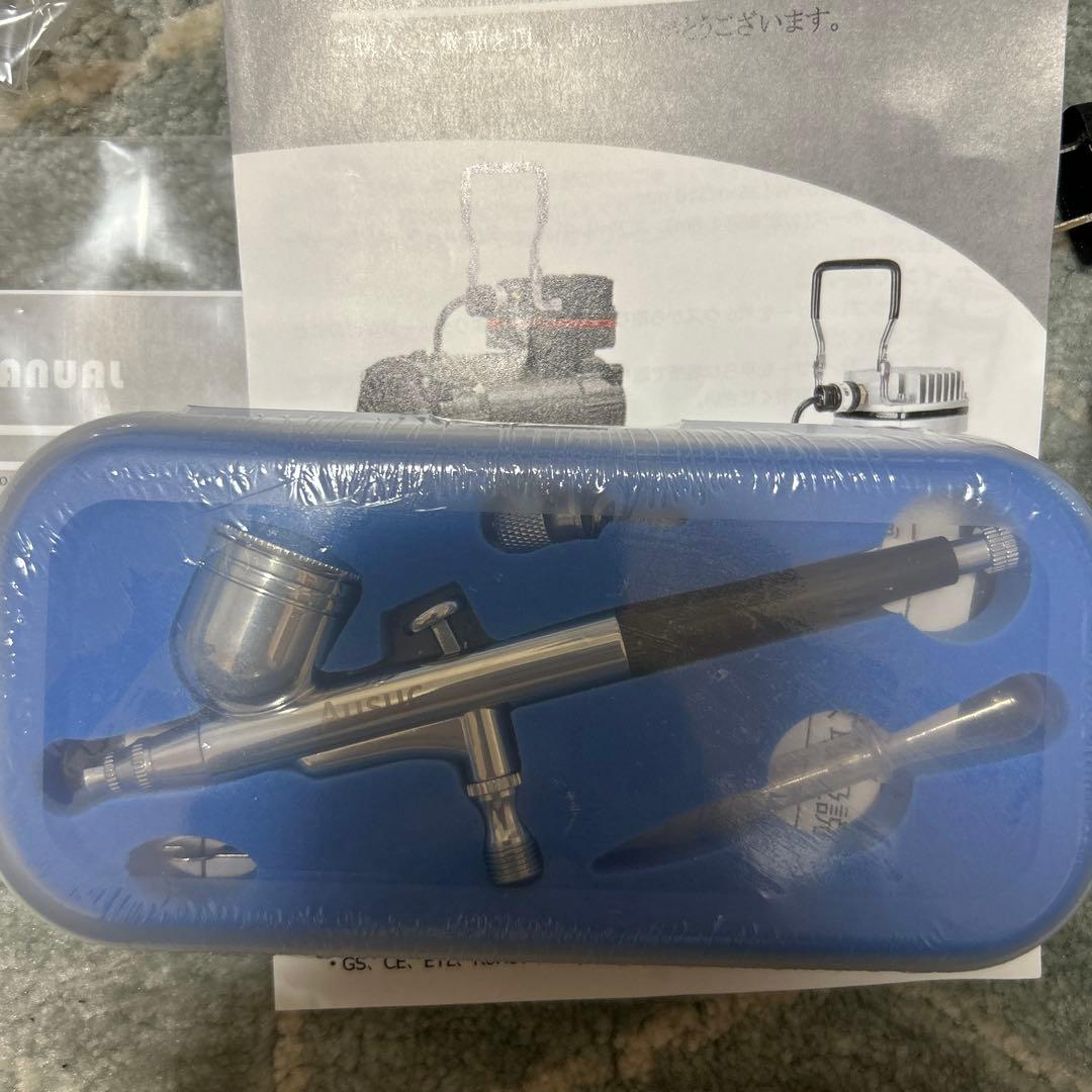未使用品　スプレーガン　コンプレッサー・Ausuc ブースセット