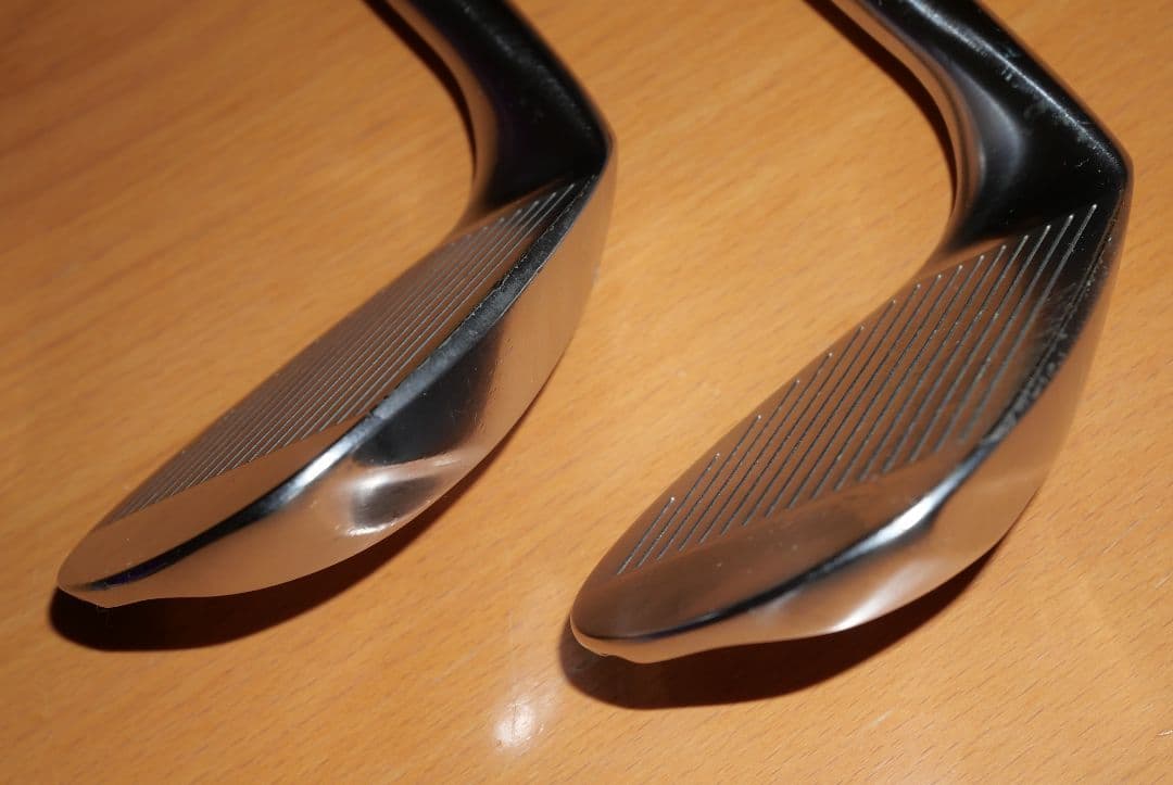 ■中古　RAZZLE DAZZLE　CS-05W　52度＆56度　ウェッジ　２本